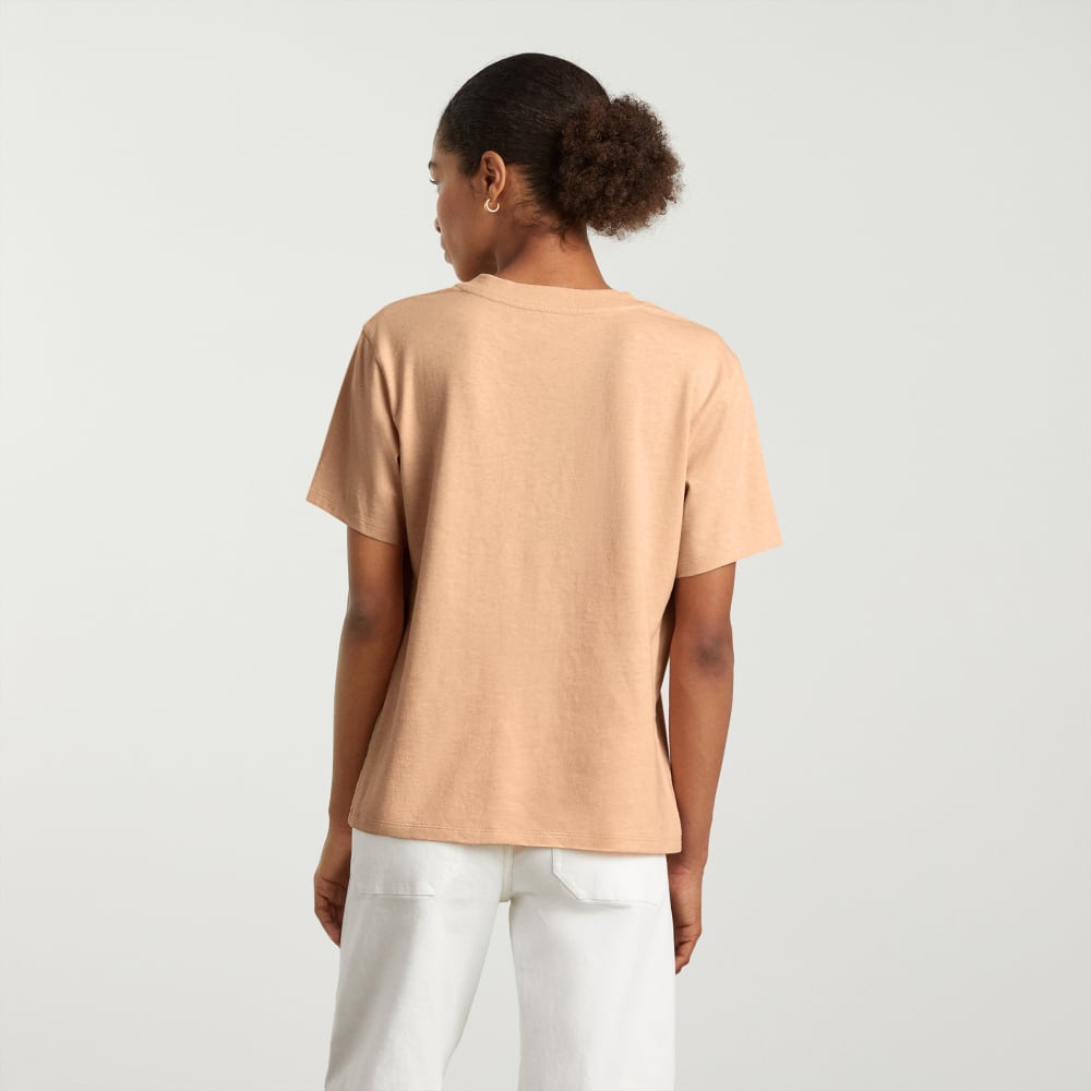 The Vintage V-Neck Hemp Tee | Hazelnut - Image 3