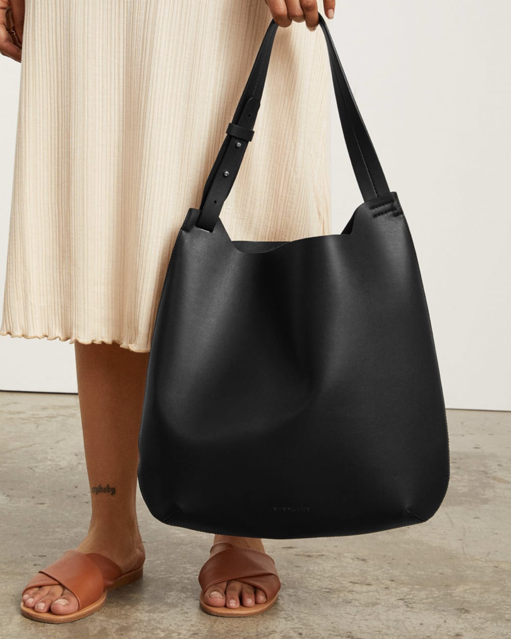 The Cactus Leather Hobo | Black - Image 5