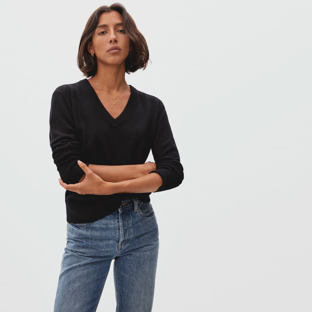 The Cashmere V-Neck | Black - Image 2