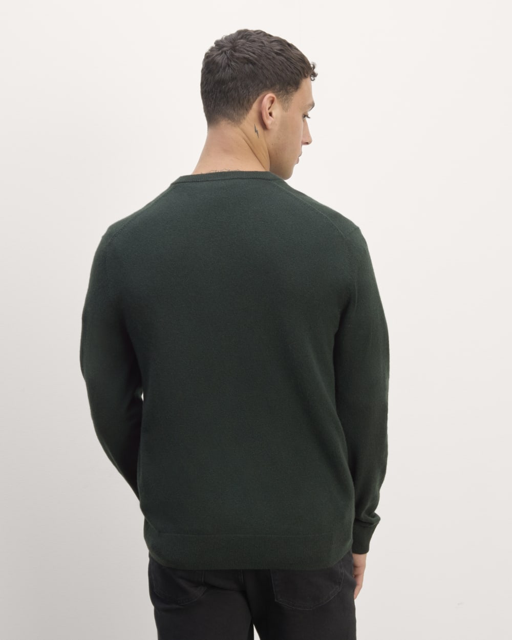 The Cashmere V-Neck Sweater | Scarab - Image 6
