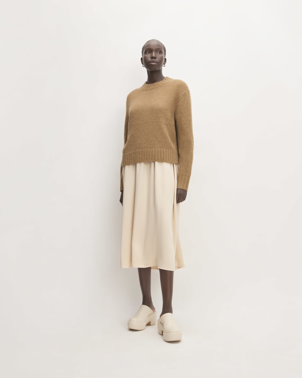 The Alpaca Cropped Crewneck Sweater | Tiger's Eye - Image 3