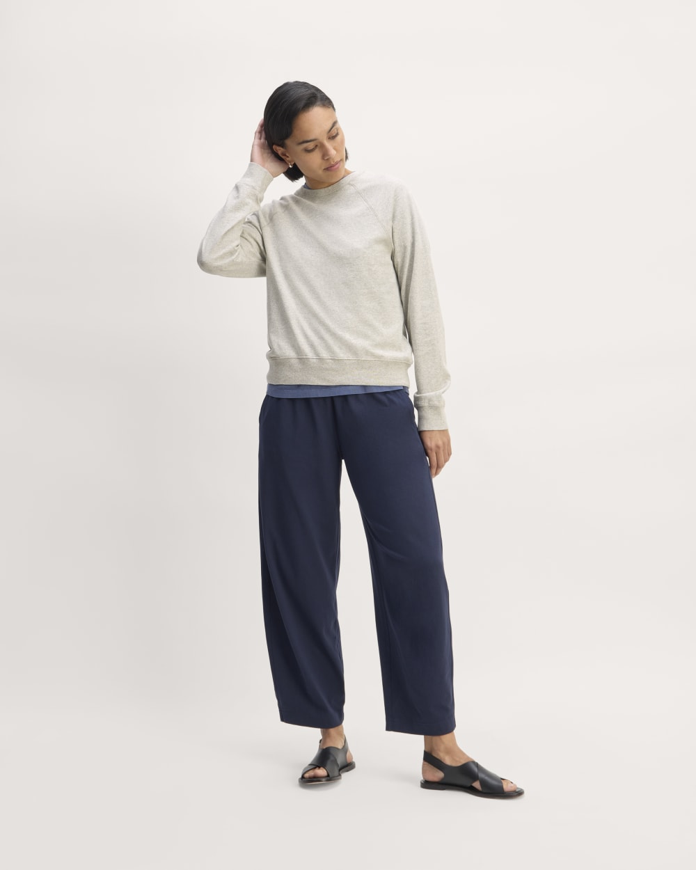 The Off-Duty Long-Sleeve Tee | Pale Heather Grey - Image 3