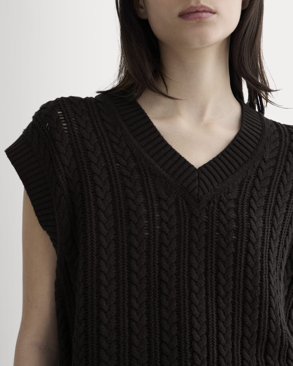 The Mesh Cable Vest in Everyday Cotton | Black - Image 4