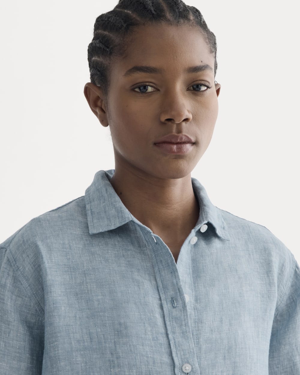 The Must-Have Shirt in Linen | Chambray - Image 3