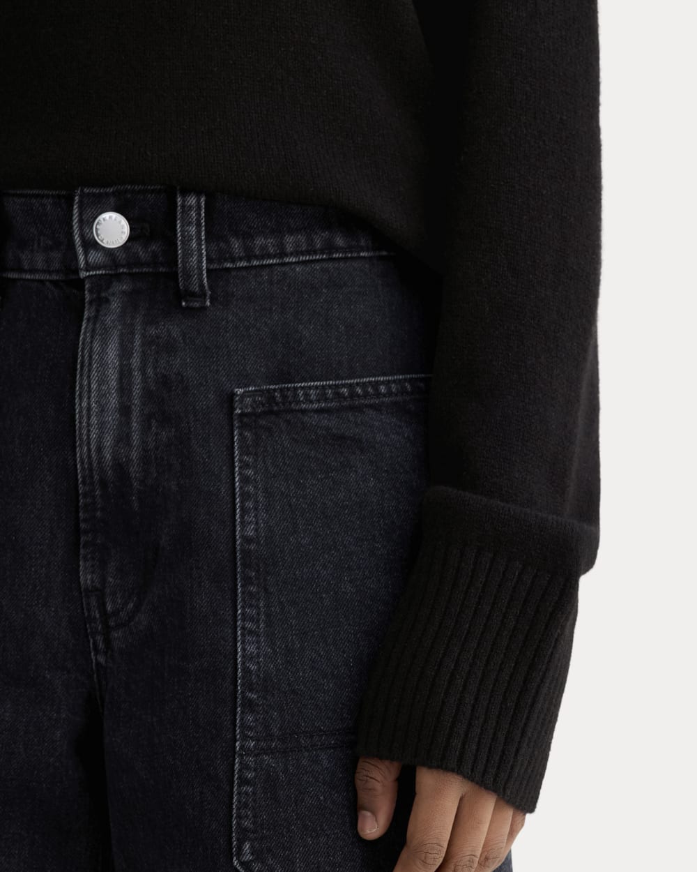 The Boxy Crew in Cashmere | Black - Image 4