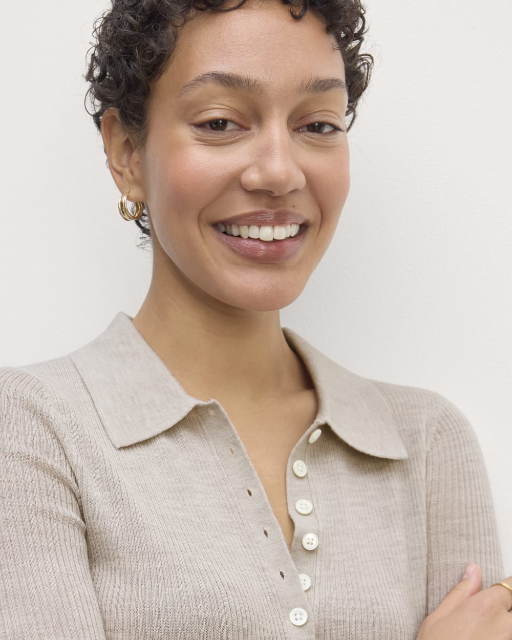 The Polo in Ultrasoft Merino | Heather Oatmeal - Image 4