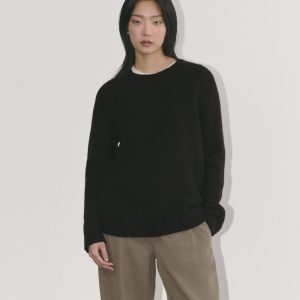 The Relaxed Crew in Cloud | Black