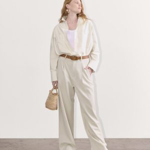 The Draper Pleated Pant in Buttersmooth | Sandstone | 32 Inseam