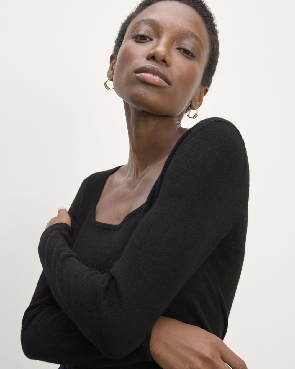 The Square Neck in Cashmere | Black - Image 2
