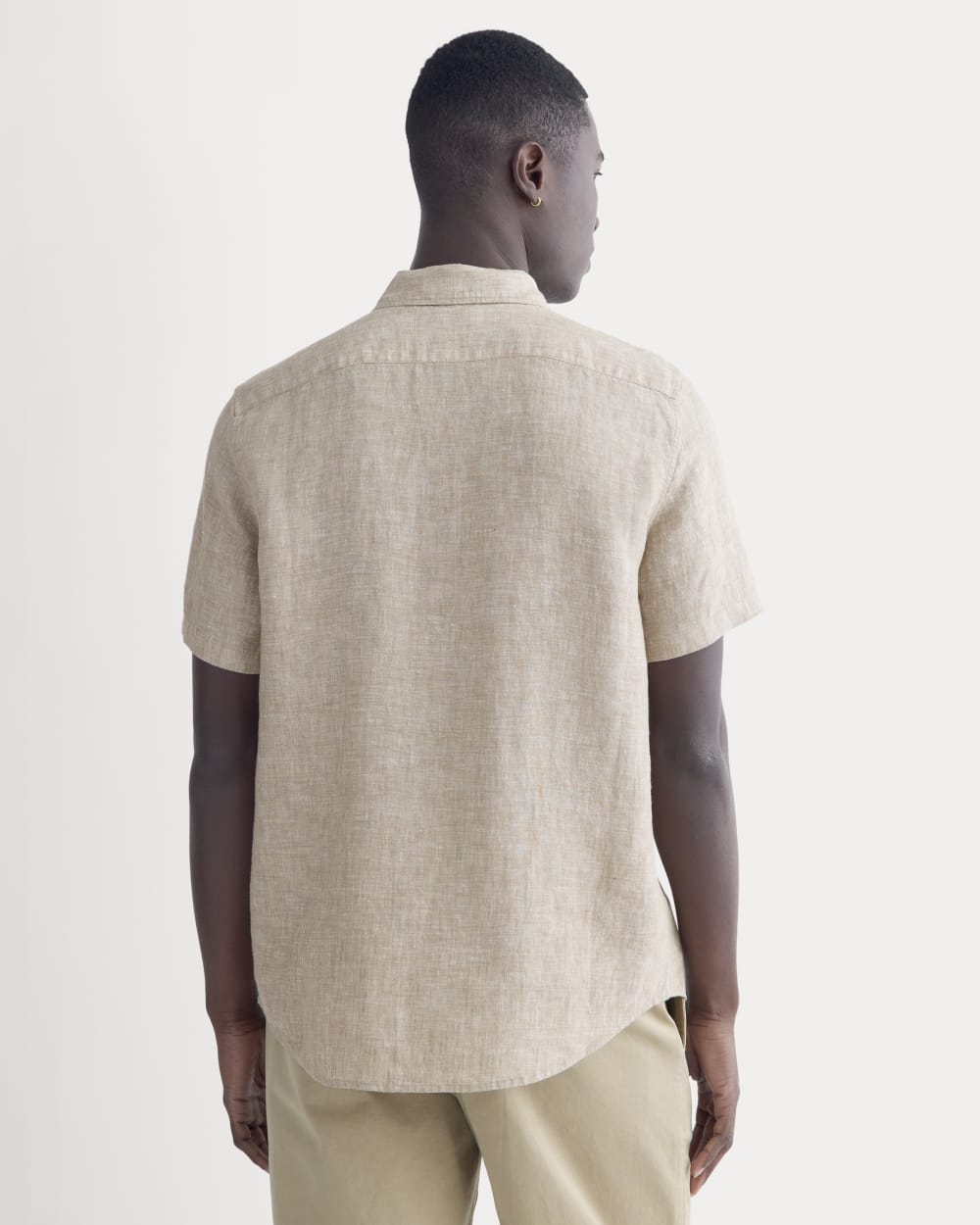 The Classic Short-Sleeve Shirt in Linen | Cornstalk Chambray - Image 5