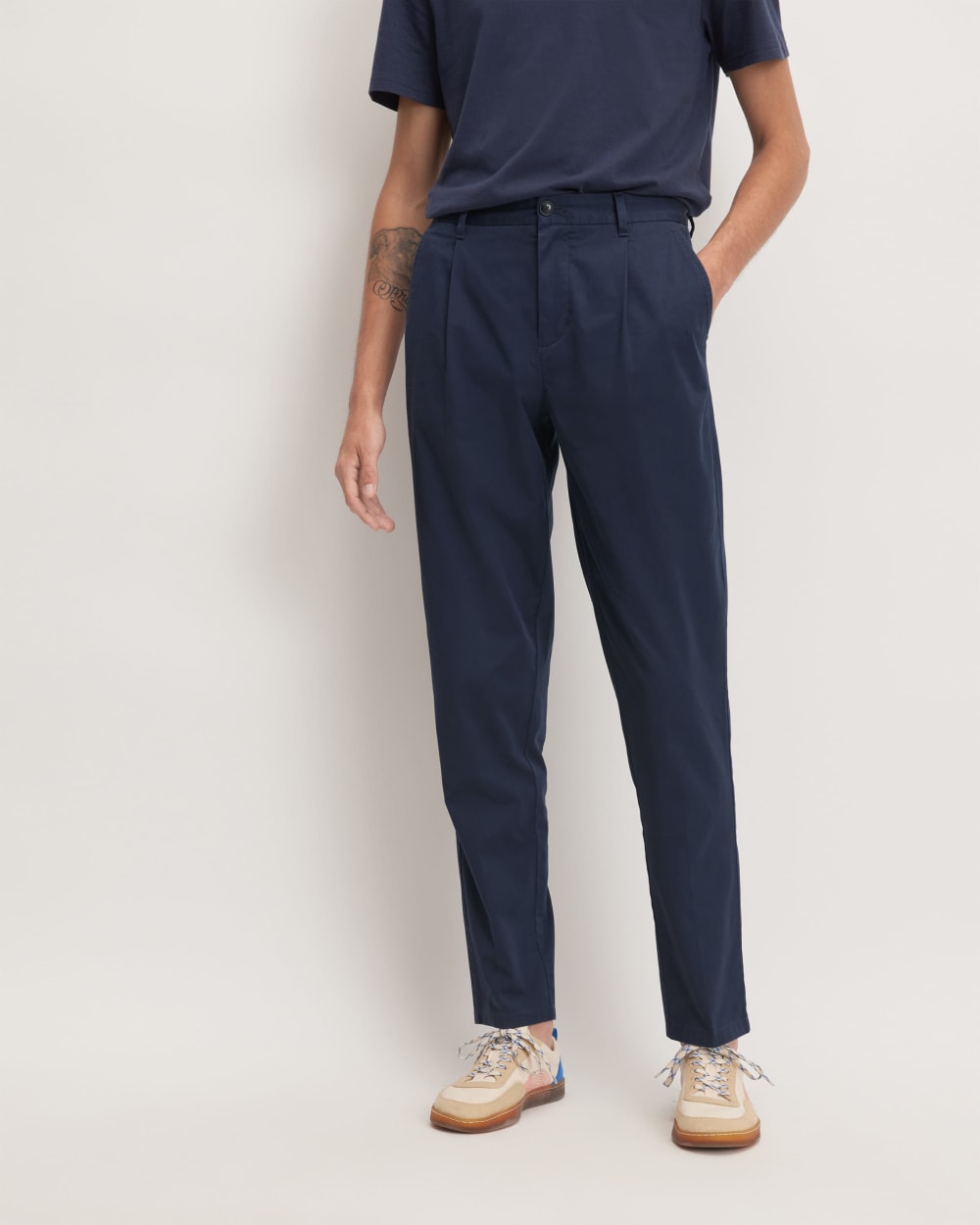 The Pleated Air Chino | Deep Navy - Image 3