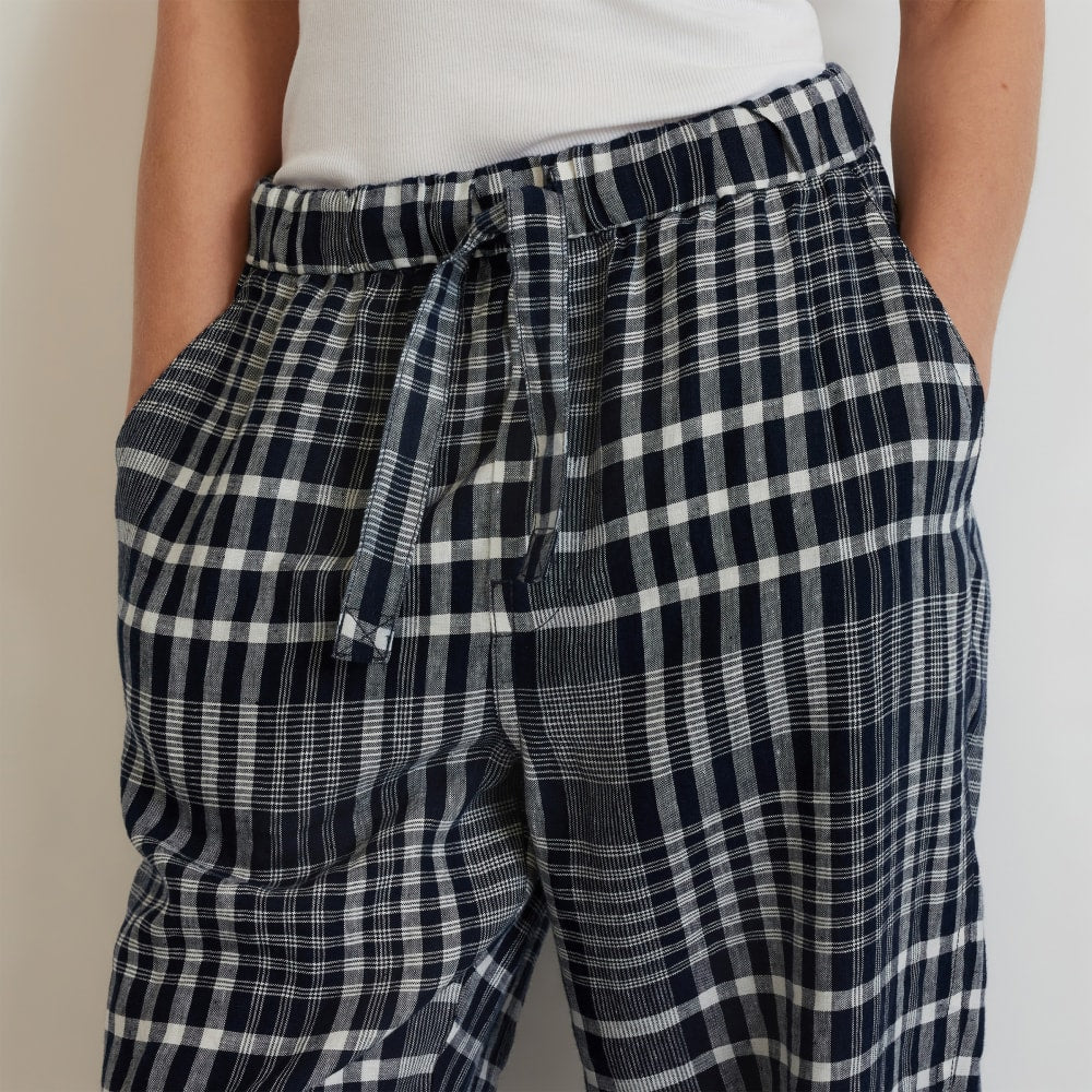 The Linen Pull-On Barrel Pant | Canvas Tan / Navy - Image 3