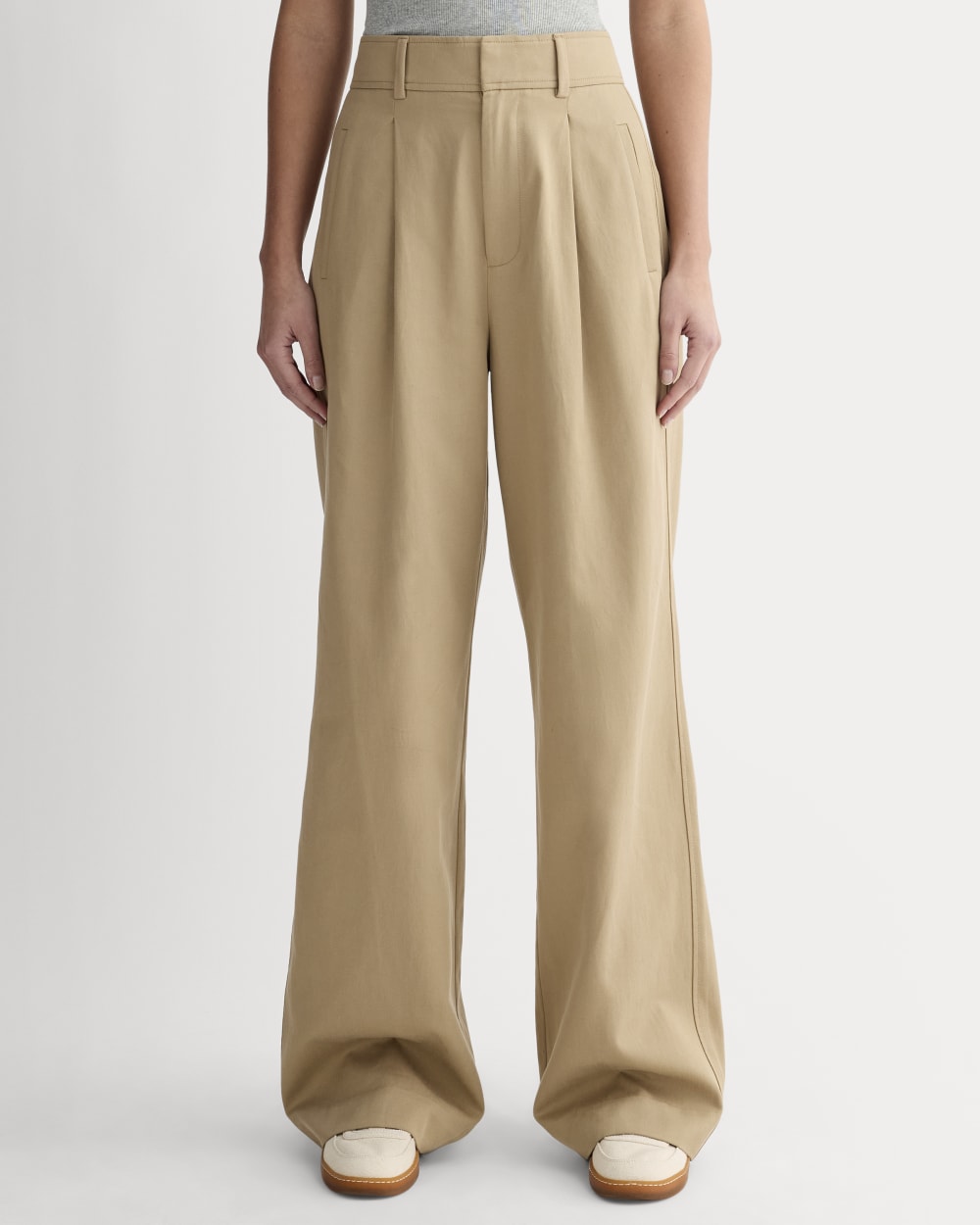 The Draper Pleated Pant in Buttersmooth | Ash Brown | 30 Inseam - Image 3
