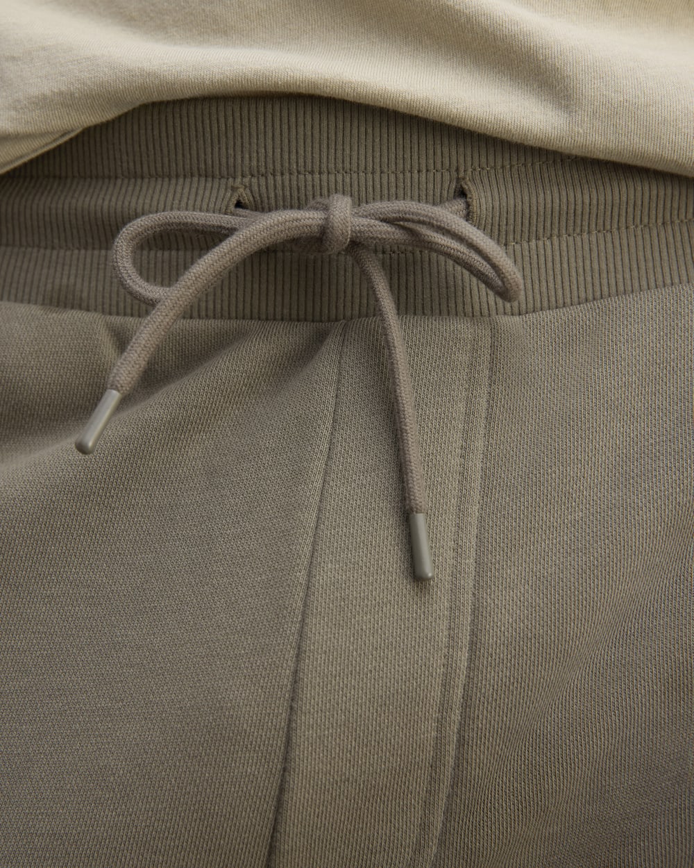 The Off-Duty Jogger | Kalamata - Image 4