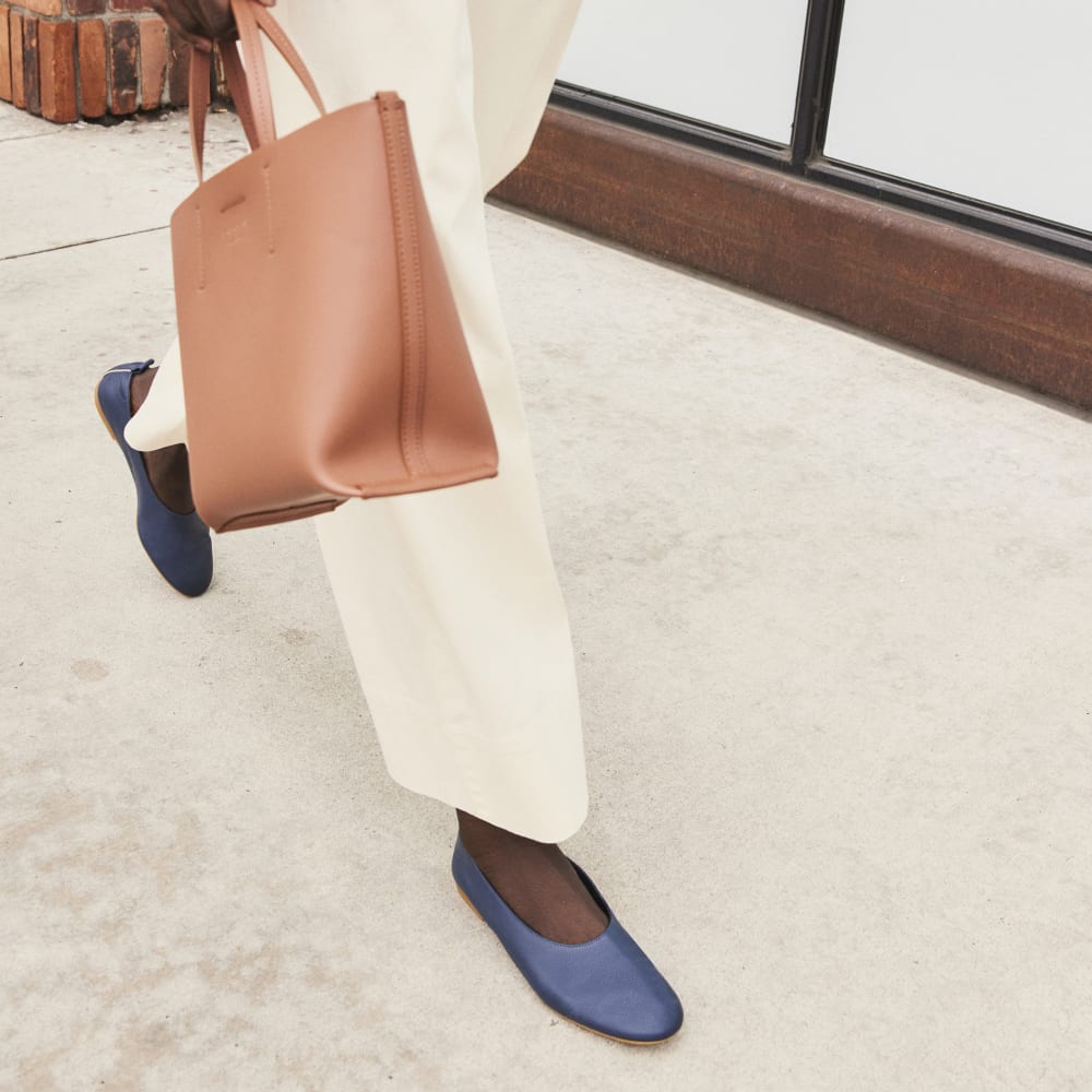 The Day Glove in Narrow Fit | Navy - Image 6