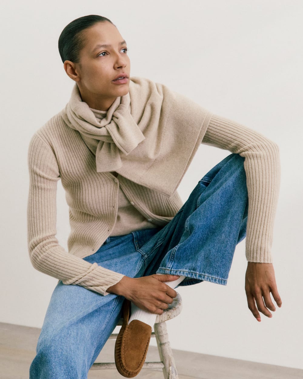 Cashmere Slim Crew Sweater | Heather Light Camel - Image 7