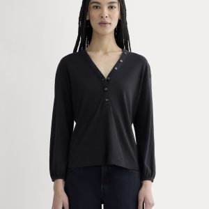 The Air V-Neck Henley | Black