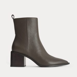 Studio Block Heel Boot | Brown