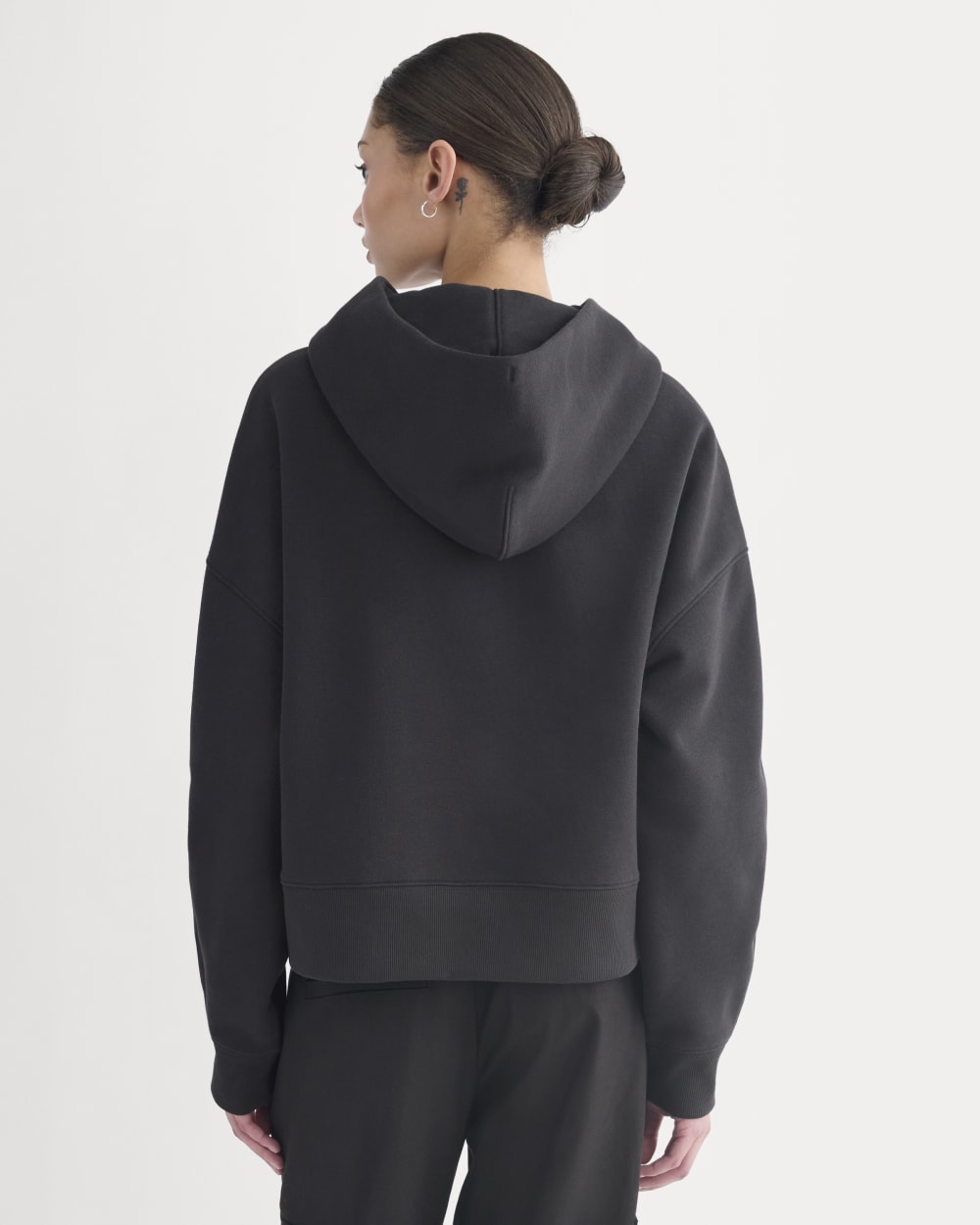 Cropped Luxe Fleece Hoodie | Black - Image 5