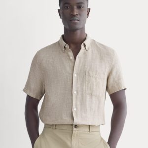 The Classic Short-Sleeve Shirt in Linen | Cornstalk Chambray